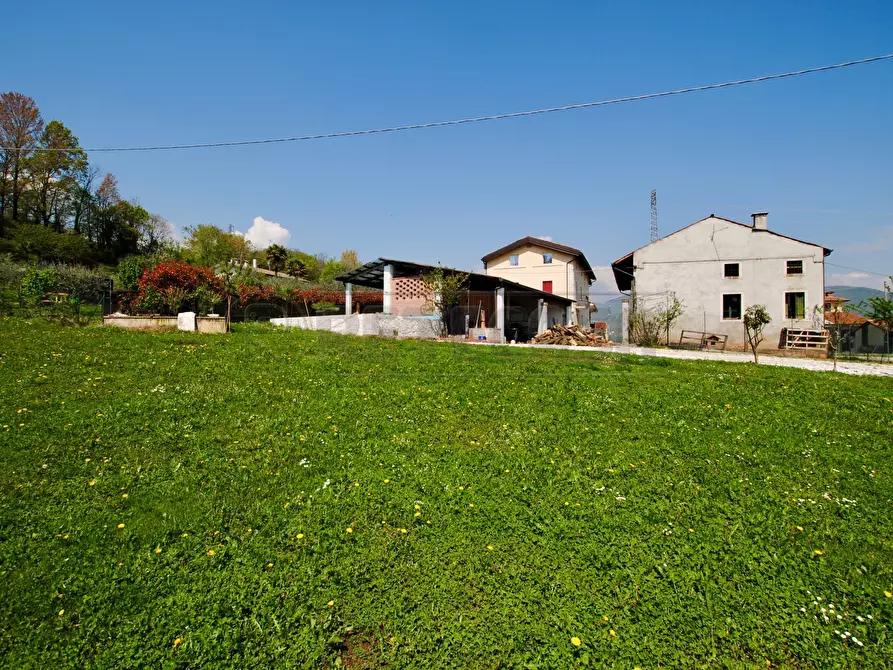 Immagine 4 di Villa in vendita  in Piazza Roma 36 a Brogliano