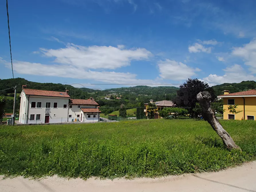 Immagine 14 di Terreno edificabile in vendita  in via restena 11 a Trissino