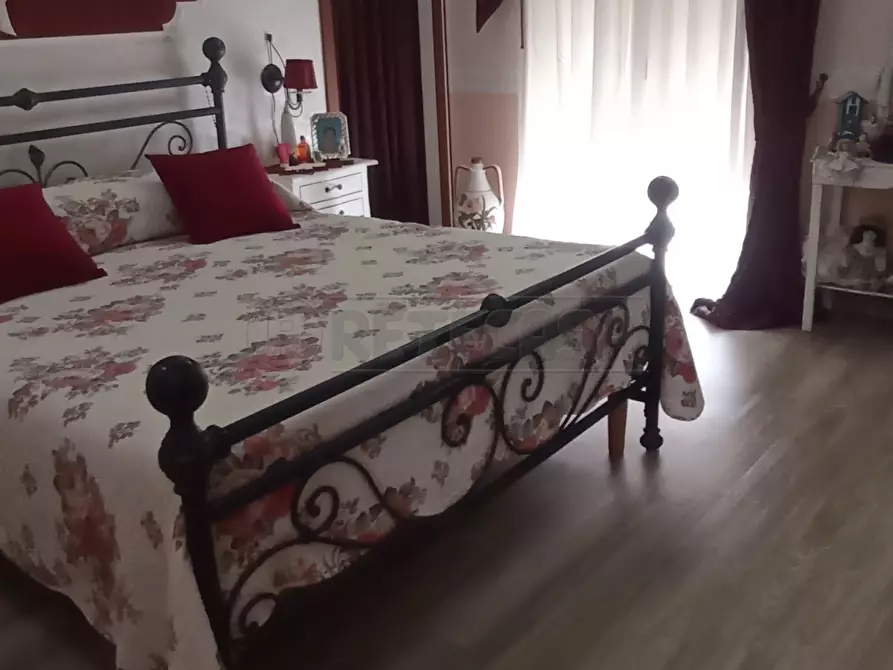 Immagine 8 di Pentalocale in vendita  in via stazzone 41 a Caltanissetta