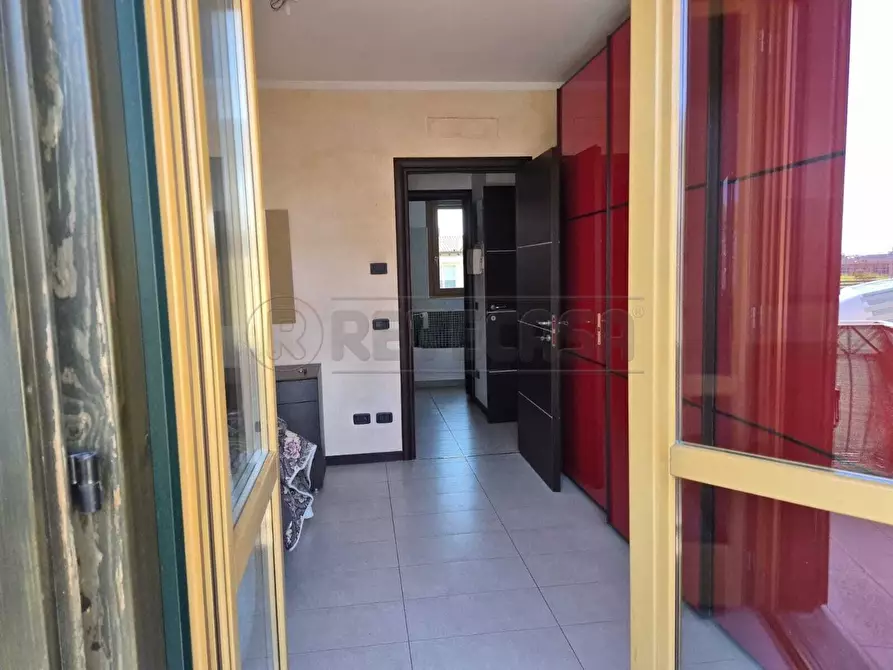 Immagine 18 di Trilocale in affitto  a Cavernago