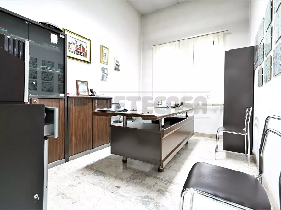 Immagine 15 di Locale commerciale in affitto  a Torri Di Quartesolo