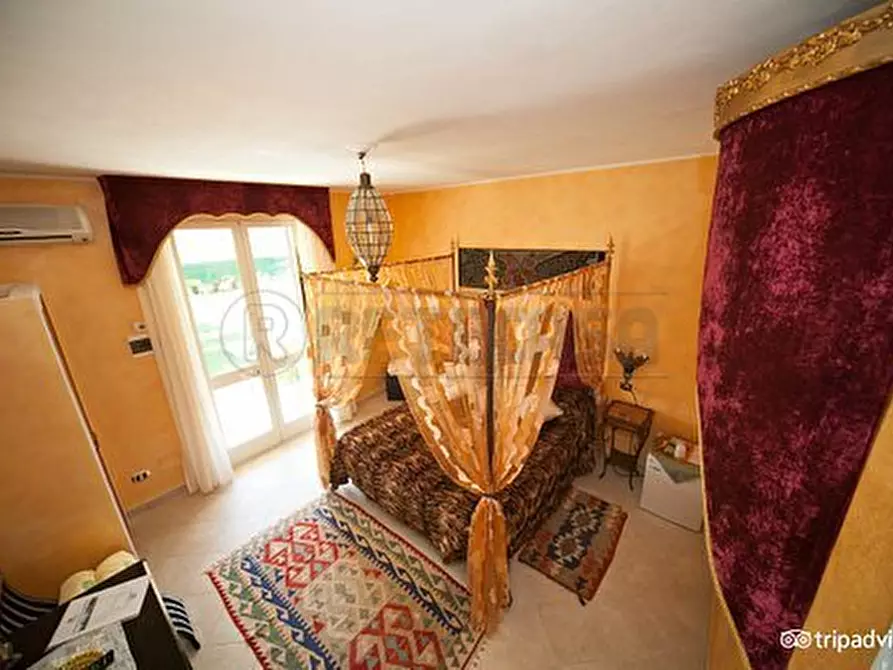 Immagine 23 di Villa in vendita  a Castelvetrano