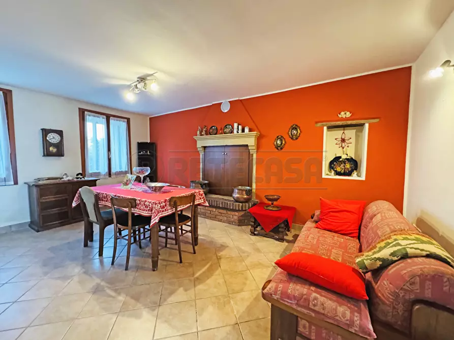 Immagine 7 di Casa semindipendente in vendita  in Via Duello 18 a Brogliano