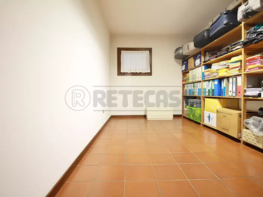Immagine 52 di Villa in vendita  in VIA GIACOMO LEOPARDI 2 a Arzignano
