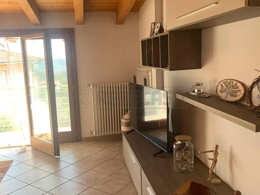 Immagine 25 di Bilocale in vendita  a Sorisole