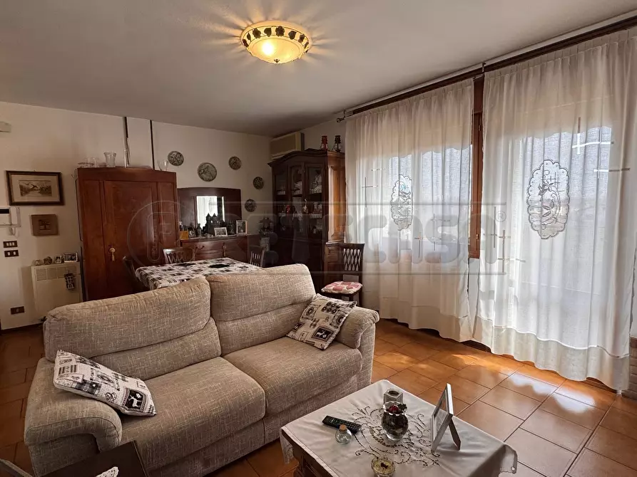 Immagine 4 di Bilocale in vendita  a Mirano