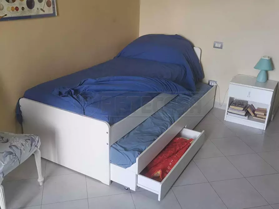 Immagine 21 di Pentalocale in affitto  in Via Padre Colombano a Capodrise