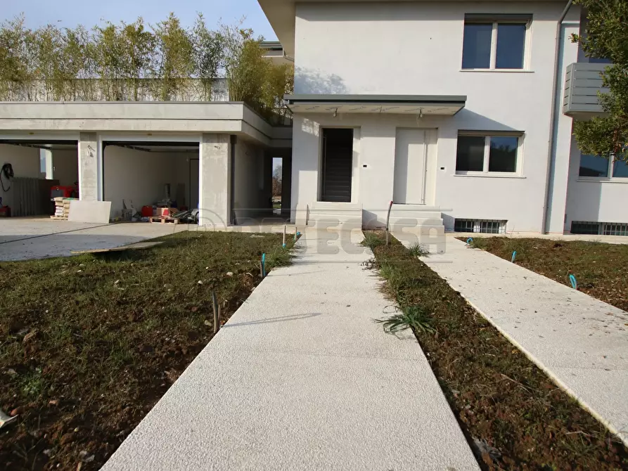 Immagine 32 di Porzione di casa in vendita  a Caldogno