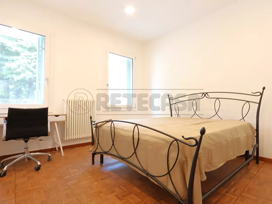 Immagine 2 di Stanza singola in affitto  in via mameli a Vicenza