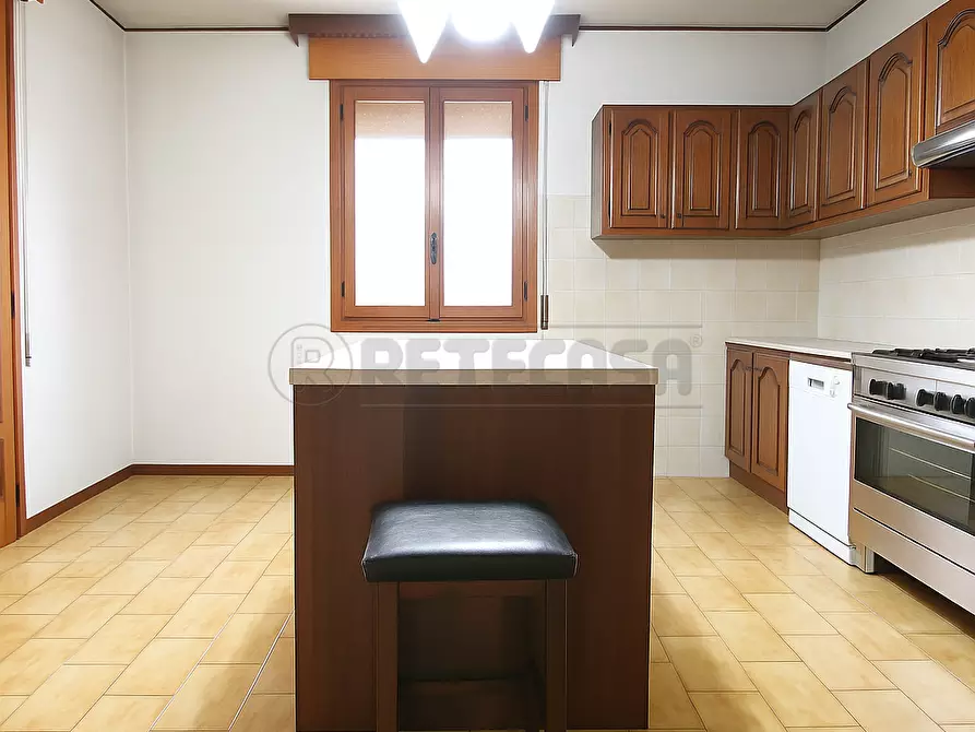 Immagine 5 di Casa indipendente in vendita  in Via Boschi a Montegalda