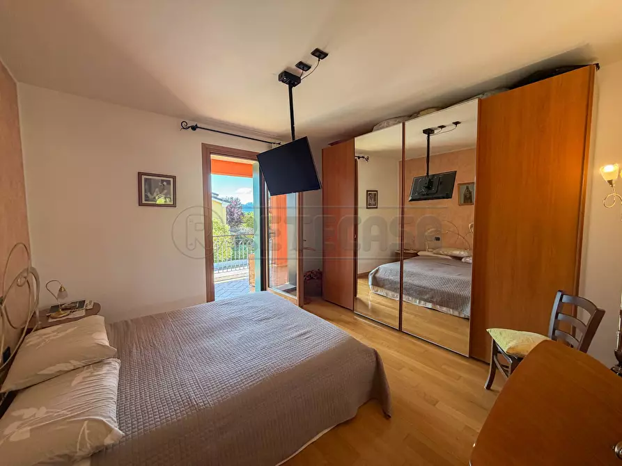 Immagine 30 di Porzione di casa in vendita  in Via Monte Summano a Costabissara