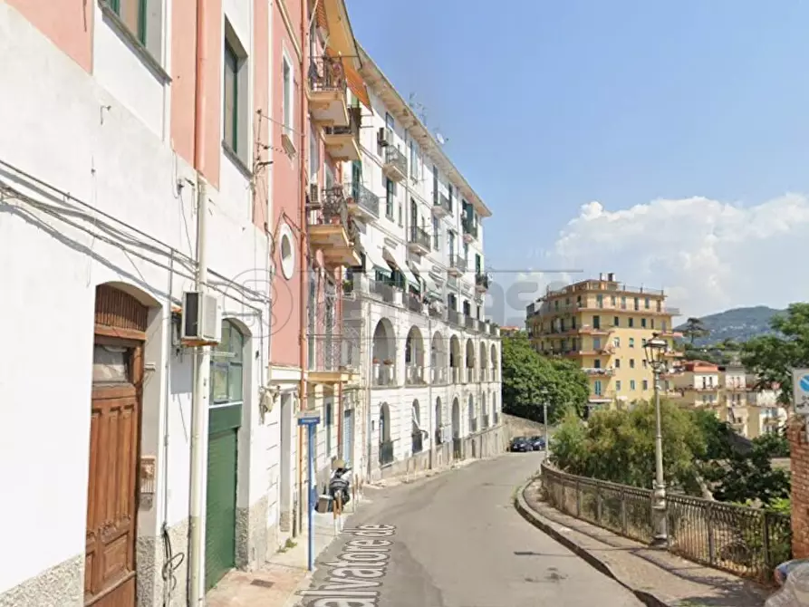 Immagine 2 di Stanza singola in affitto  in Via Salvatore de Renzi 12 a Salerno