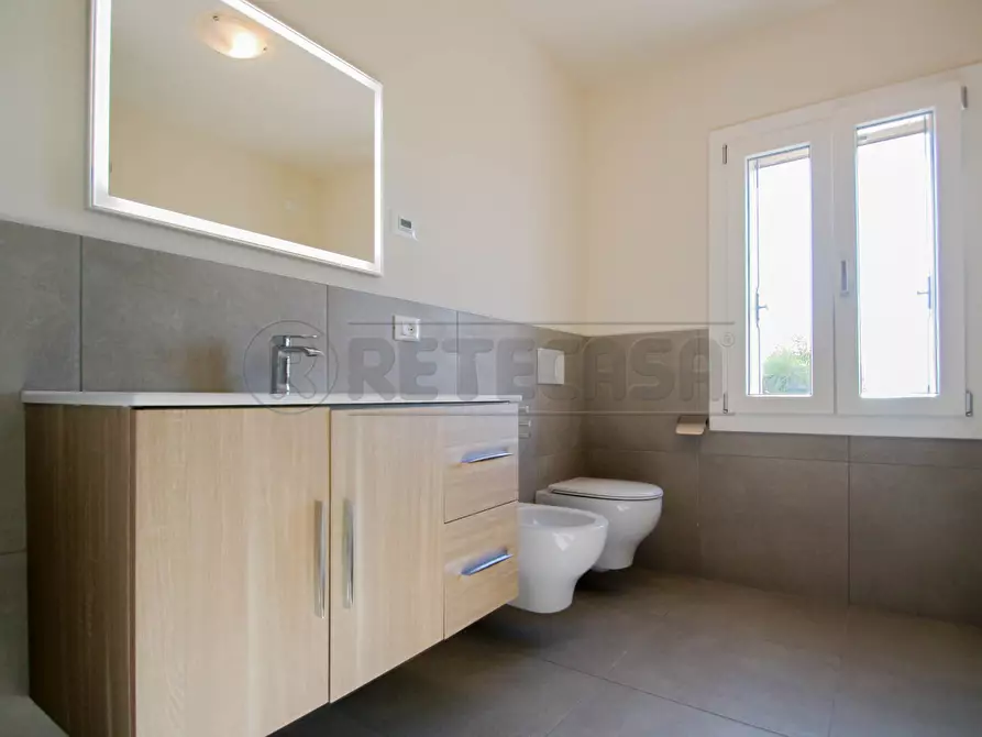 Immagine 18 di Porzione di casa in affitto  in VIA CAPITELLI 23 a Pozzoleone