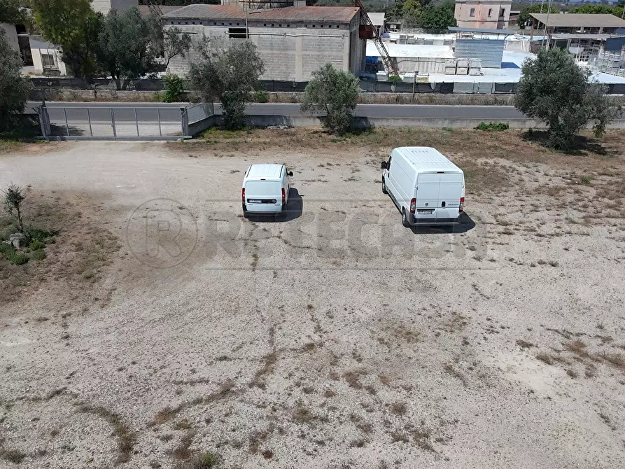 Immagine 17 di Laboratorio in vendita  in Via Neviano 37 a Seclì