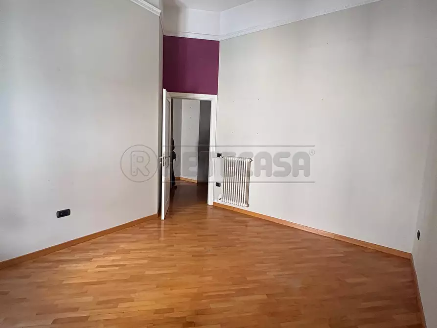 Immagine 7 di Pentalocale in affitto  in via renato de martino 16 a Salerno
