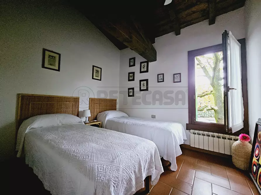 Immagine 8 di Villa in affitto  in Via 10 Giornate a Soiano Del Lago