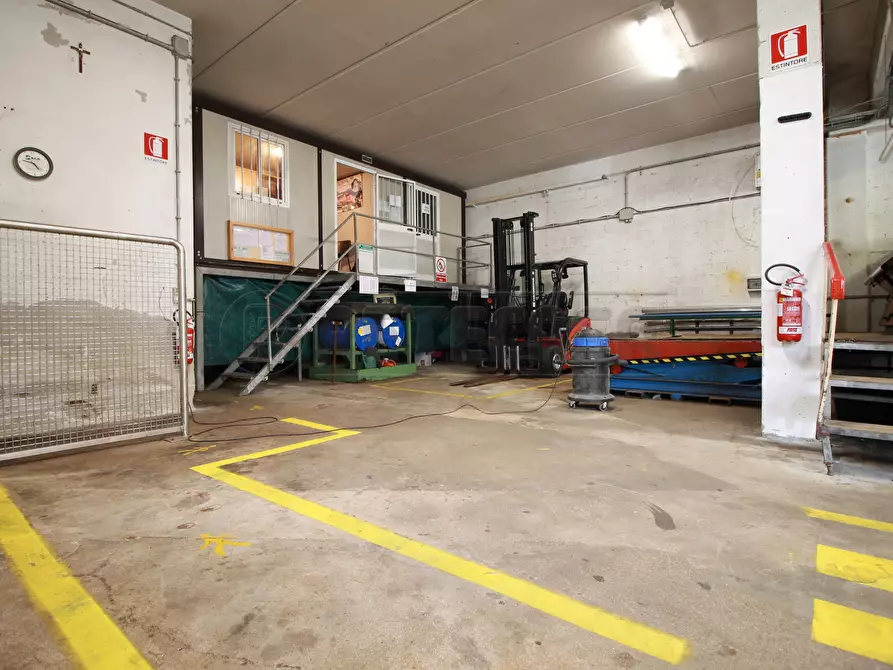 Immagine 7 di Attività artigianale in vendita  in Via Valletta 1 a Crespadoro