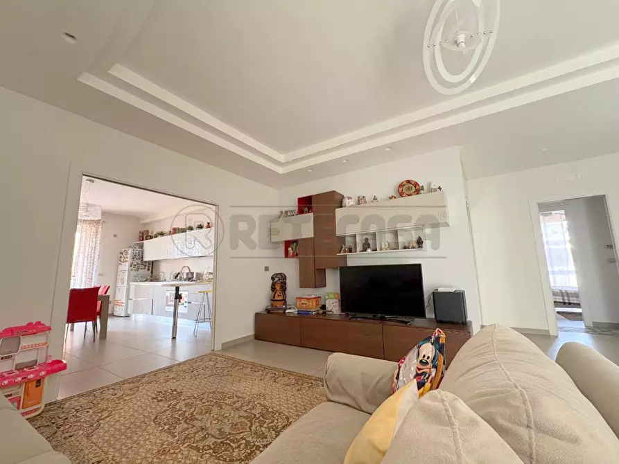 Immagine 15 di Pentalocale in vendita  a Marcianise