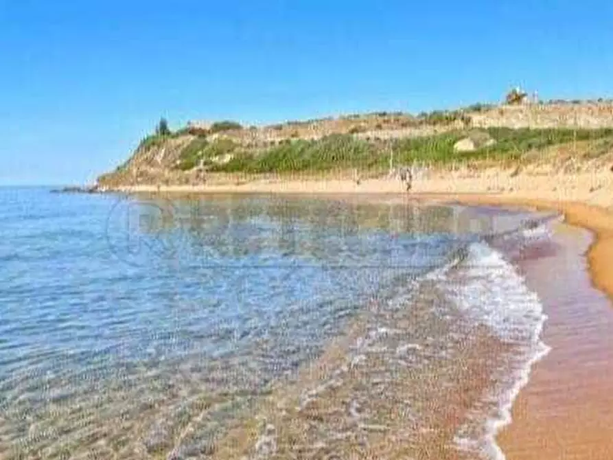 Immagine 26 di Villa in vendita  a Castelvetrano