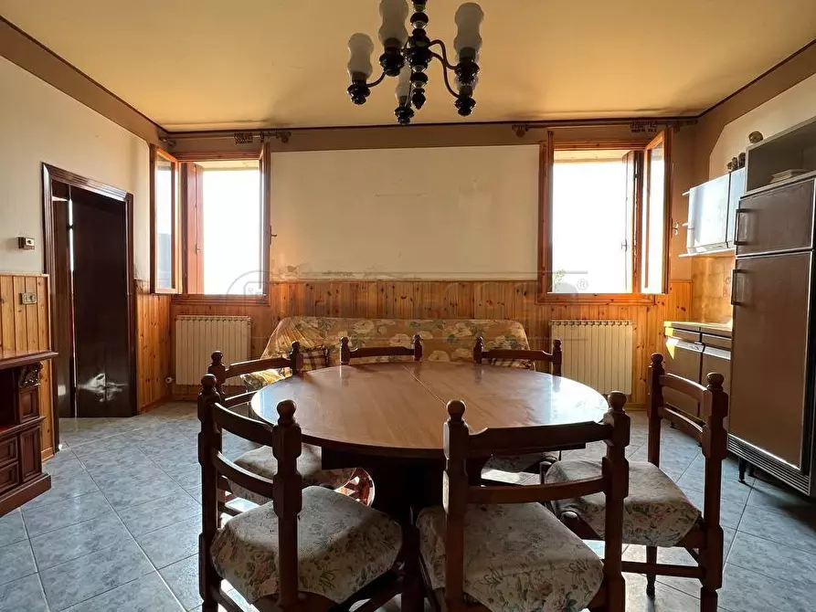 Immagine 9 di Rustico / casale in vendita  in Via Roma 15 a Val Liona