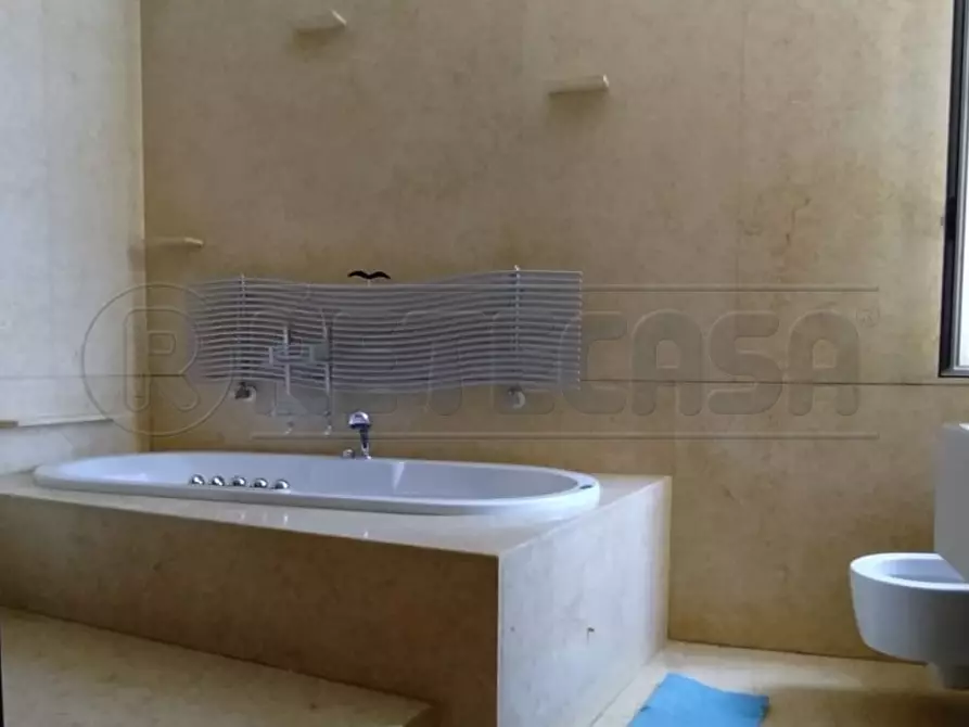 Immagine 15 di Pentalocale in vendita  in Via Eugenio Montale a Marcianise