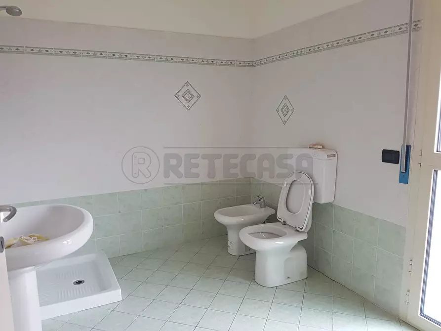 Immagine 6 di Bilocale in affitto  a Bondeno