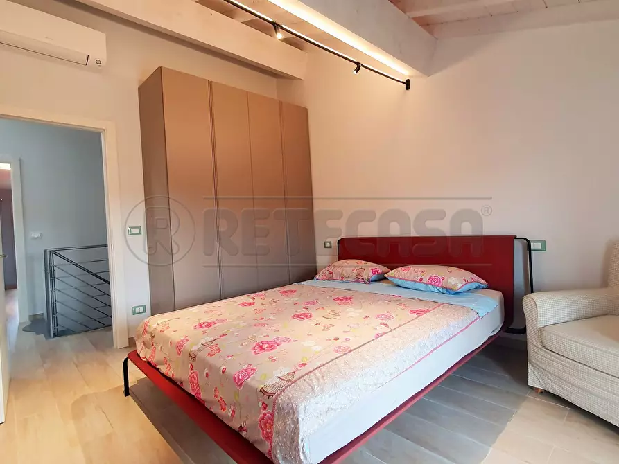 Immagine 16 di Porzione di casa in affitto  a Viareggio
