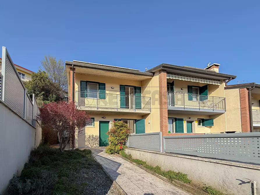 Immagine 59 di Porzione di casa in vendita  in Via Molini a Creazzo
