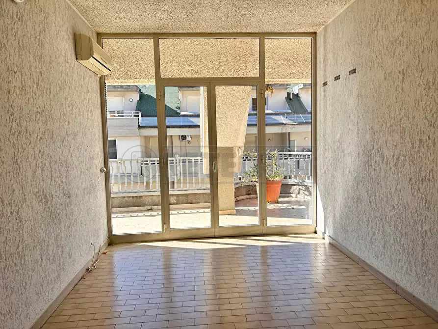 Immagine 15 di Pentalocale in vendita  in Via John F. Kennedy 37 a Caltanissetta