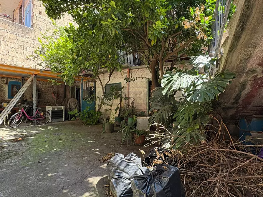 Immagine 2 di Casa bifamiliare in vendita  in Via Giuseppe Verdi 101 a Marcianise