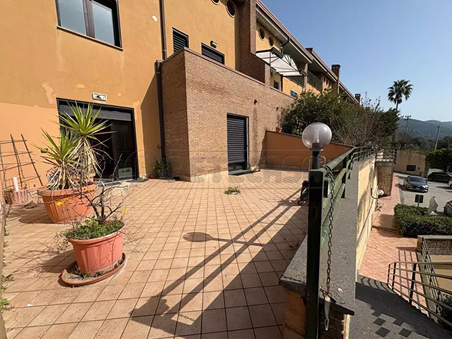 Immagine 41 di Villetta a schiera in vendita  in PARCO SANT'AGOSTINO a Caserta
