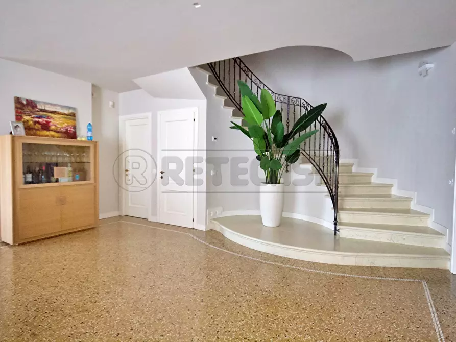 Immagine 6 di Porzione di casa in vendita  a Arzignano