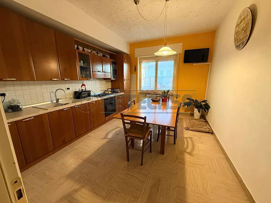 Immagine 6 di Appartamento in vendita  in zona valle a Montecchio Maggiore