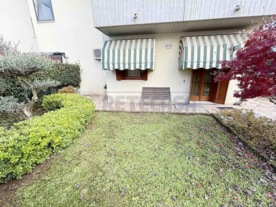 Immagine 6 di Appartamento in vendita  in via xxv aprile 8 a Brogliano