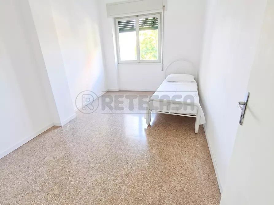 Immagine 9 di Trilocale in vendita  in Via Gioacchino da Fiore 11 a Pescara