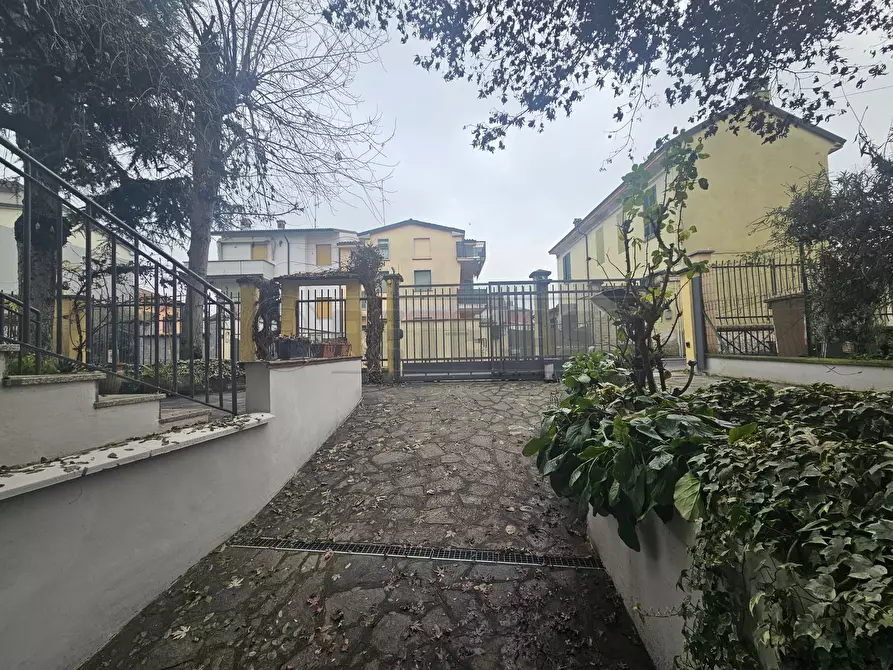 Immagine 14 di Quadrilocale in vendita  in Via Caduti del Borgo a Cremona