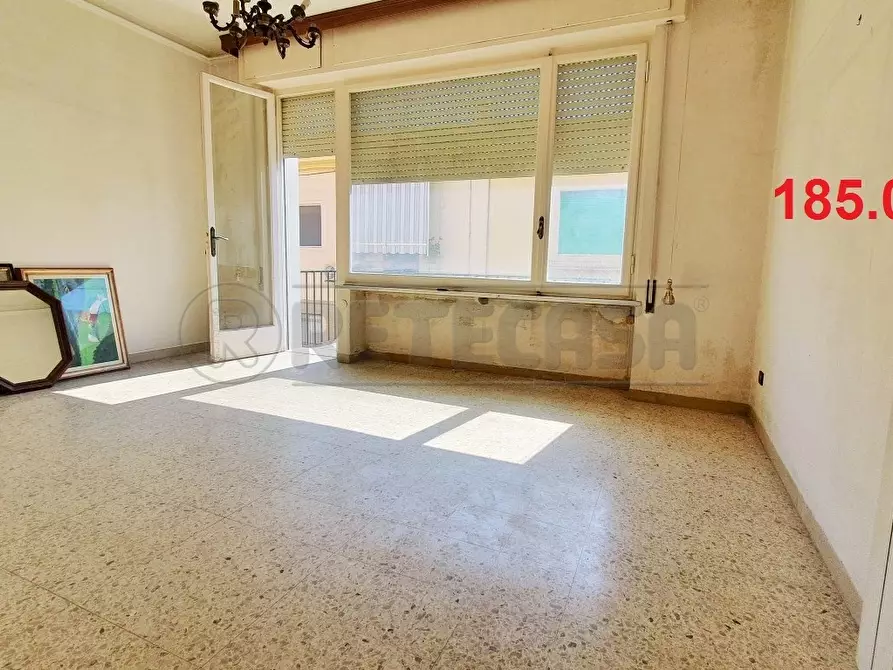 Immagine 1 di Bilocale in vendita  in Via Giuseppe Mazzini 228 a Viareggio