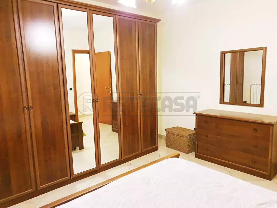 Immagine 13 di Trilocale in affitto  a Pescara