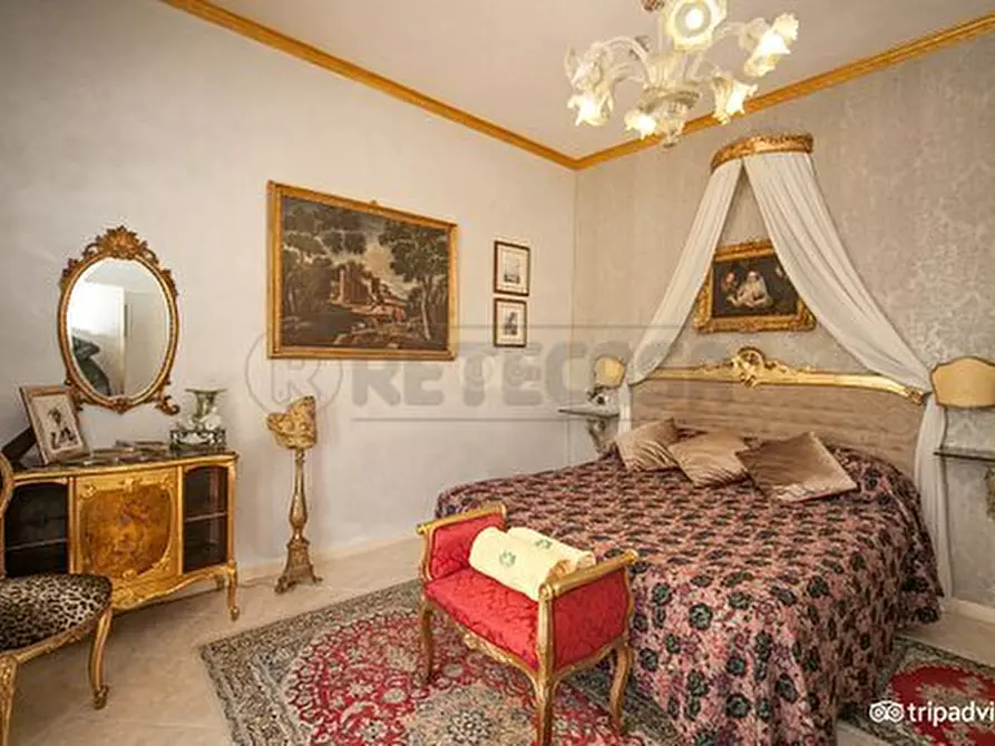 Immagine 69 di Villa in vendita  a Castelvetrano