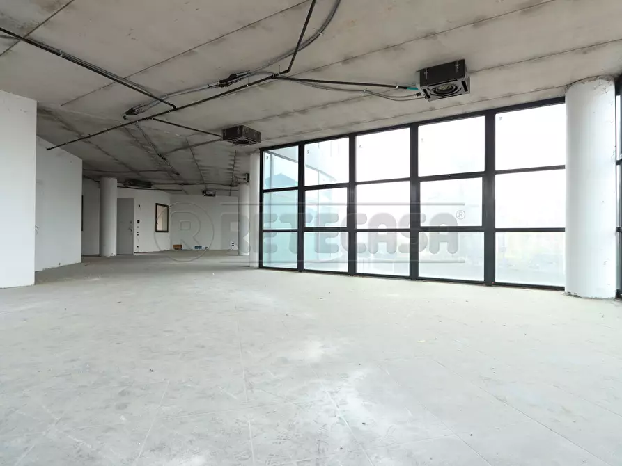 Immagine 44 di Ufficio in affitto  a Vicenza