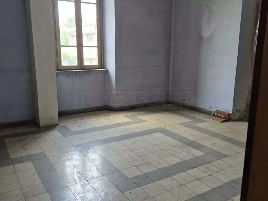 Immagine 11 di Trilocale in vendita  a Curno