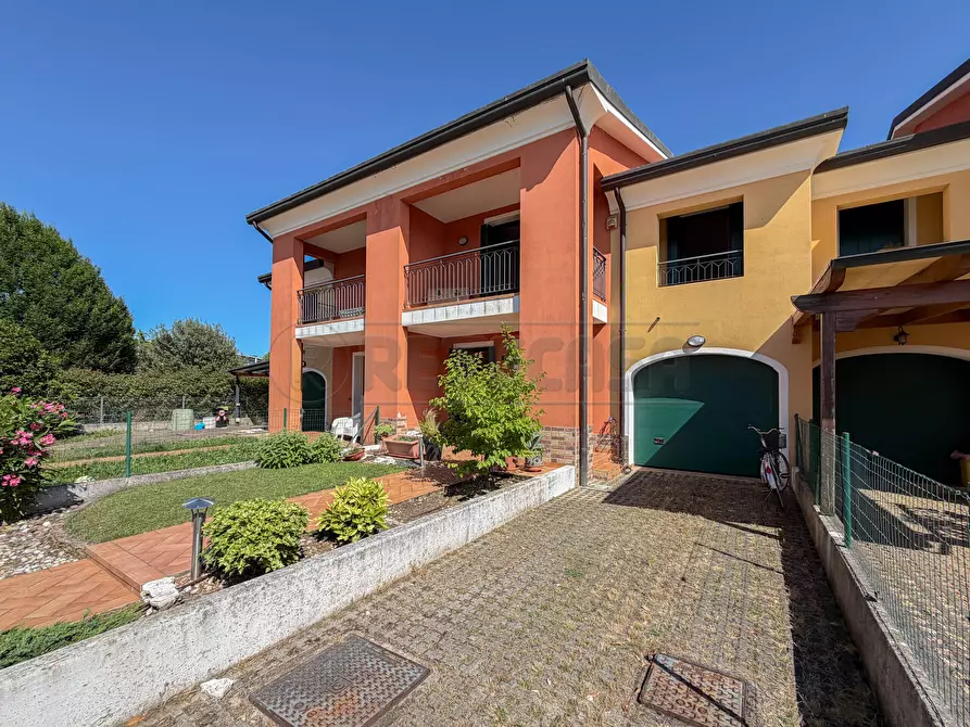 Immagine 46 di Porzione di casa in vendita  in Via Monte Summano a Costabissara