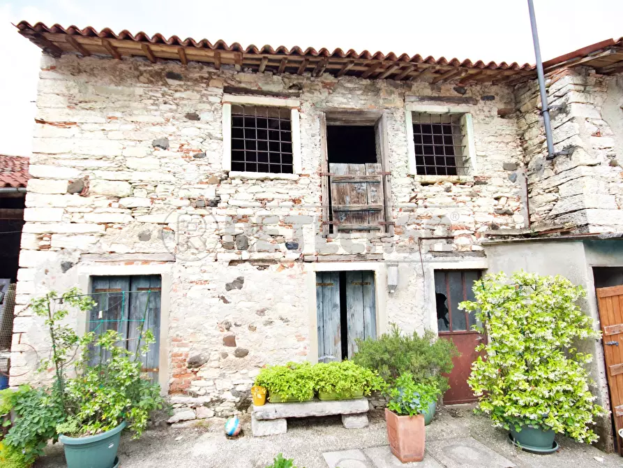 Immagine 6 di Villa in vendita  a Chiampo