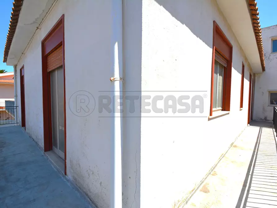 Immagine 18 di Quadrilocale in vendita  in Via Canale Torre Faro 12 a Messina