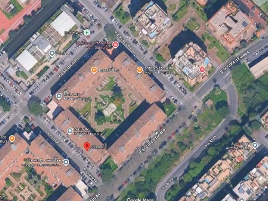 Immagine 5 di Mansarda in vendita  a Roma