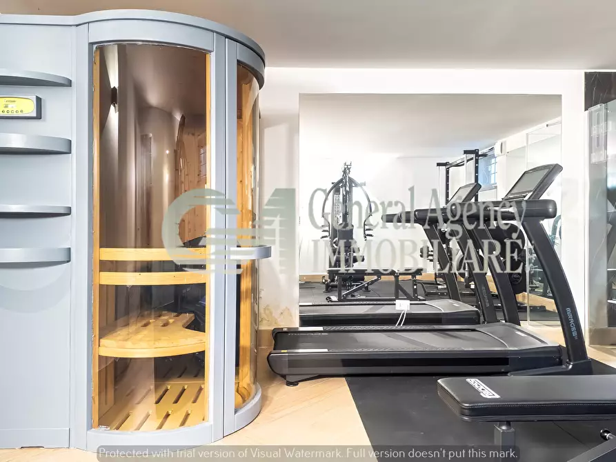 Immagine 51 di Villa in affitto  in Via Mario Mattoli a Roma