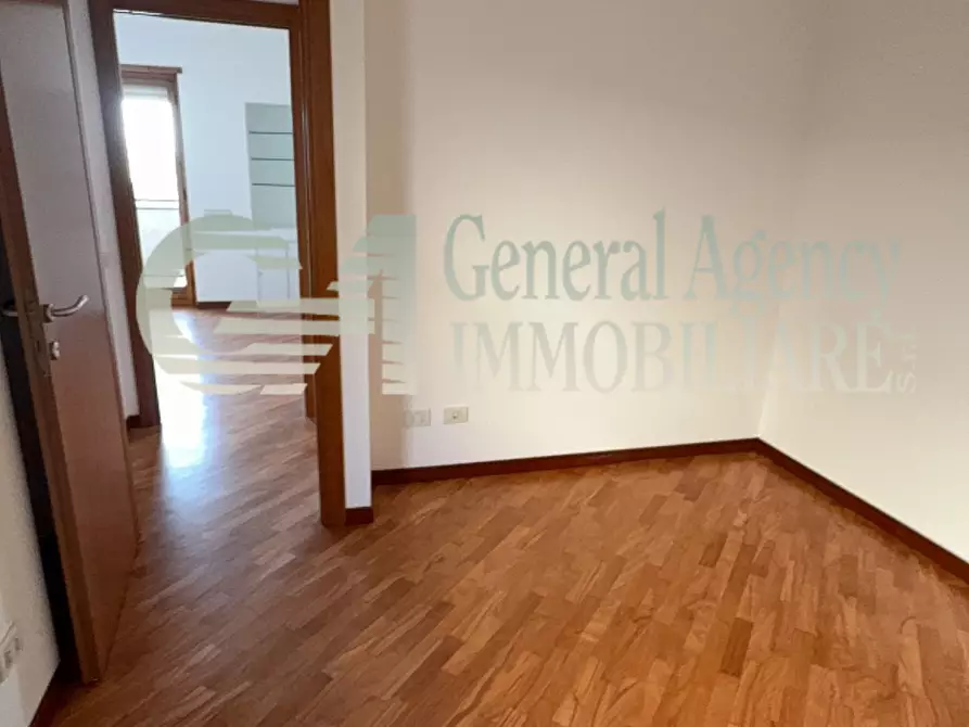 Immagine 14 di Trilocale in vendita  in VIA ANTONIO PISANO a Roma