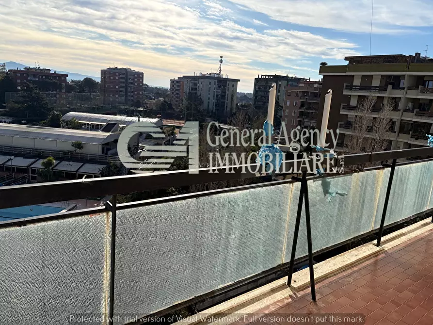 Immagine 16 di Trilocale in affitto  in Via Canton a Roma