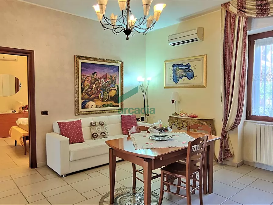 Immagine 5 di Trilocale in vendita  in Via Peucetia 72 a Bari