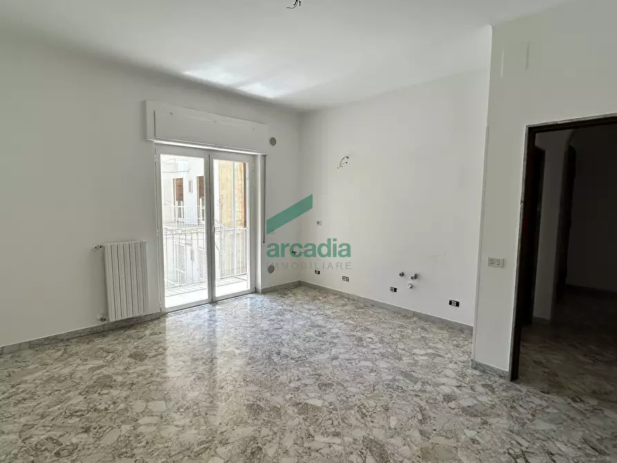 Immagine 20 di Trilocale in vendita  in Via Abate Giacinto Gimma 56/A a Bari